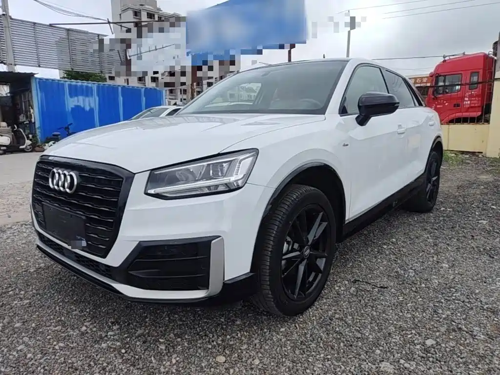 Audi Q2L 2021