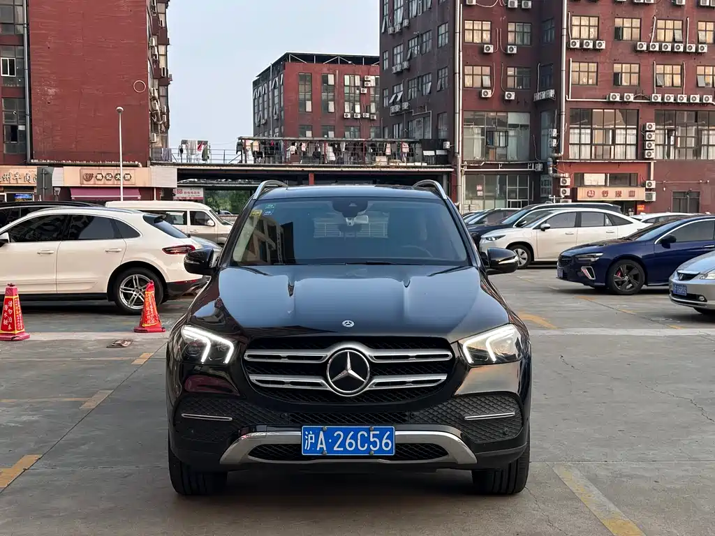 Mercedes-Benz GLE 2020 — фото 2