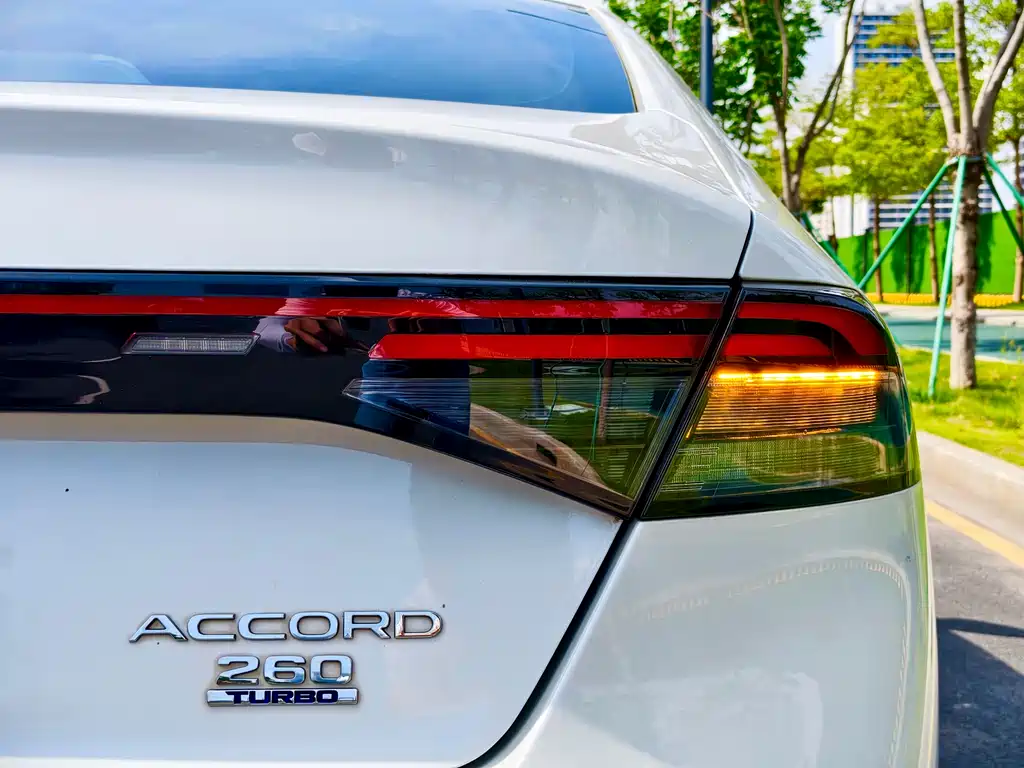 Honda Accord 2024 — фото 13