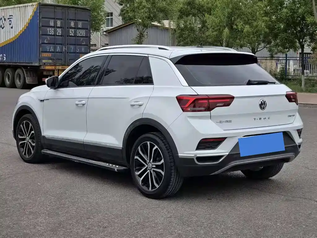 Volkswagen T-Roc 2020 — фото 9