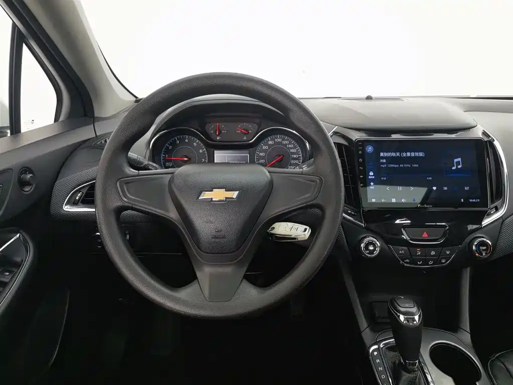 Chevrolet Cruze 2017 — фото 11