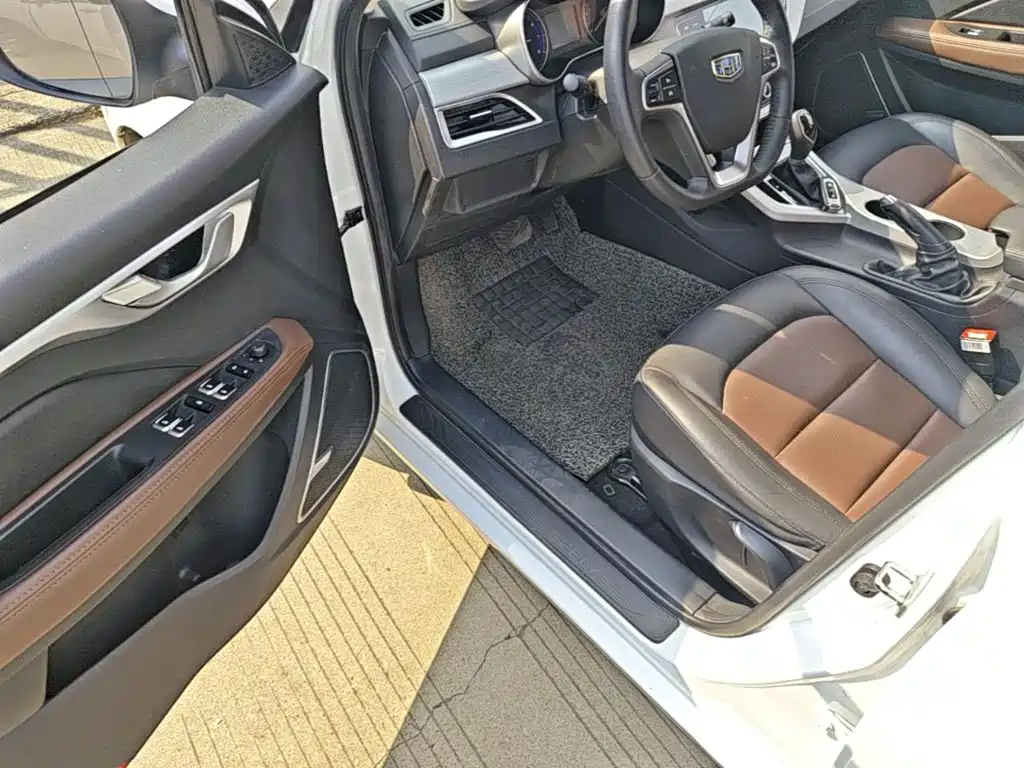 Geely Vision 2018 — фото 12