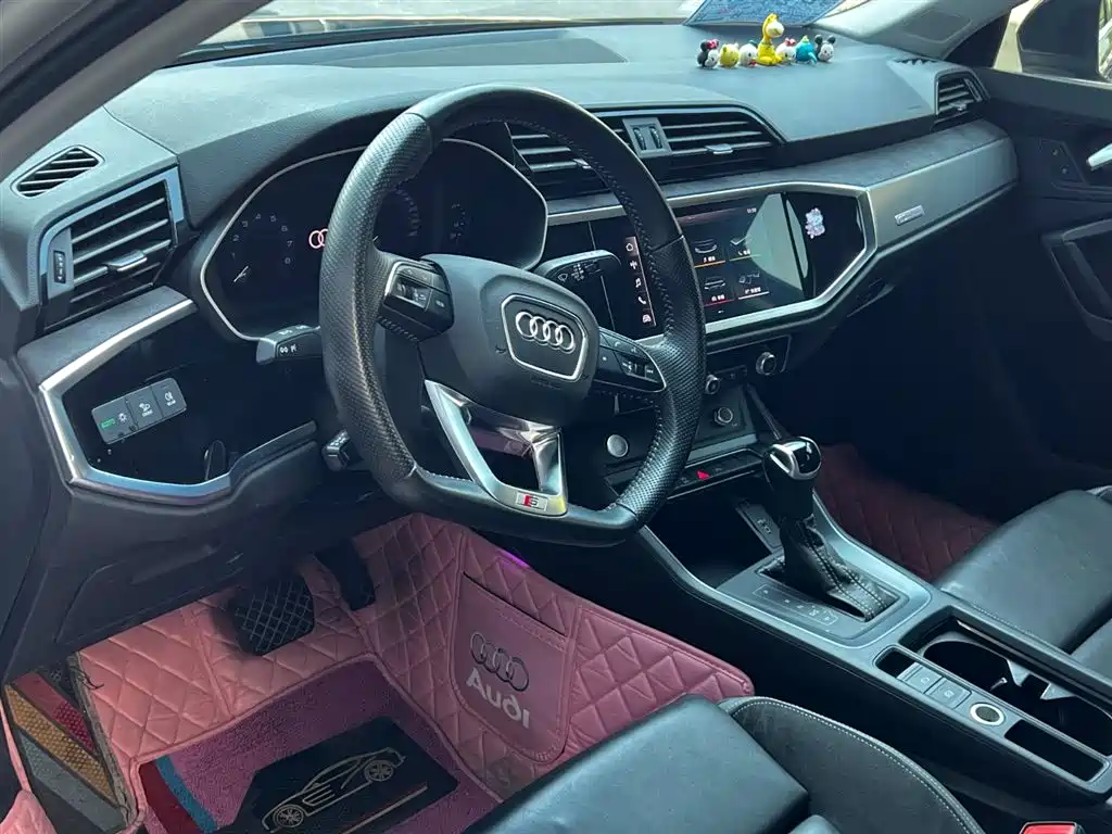 Audi Q3 Sportback 2021 — фото 17