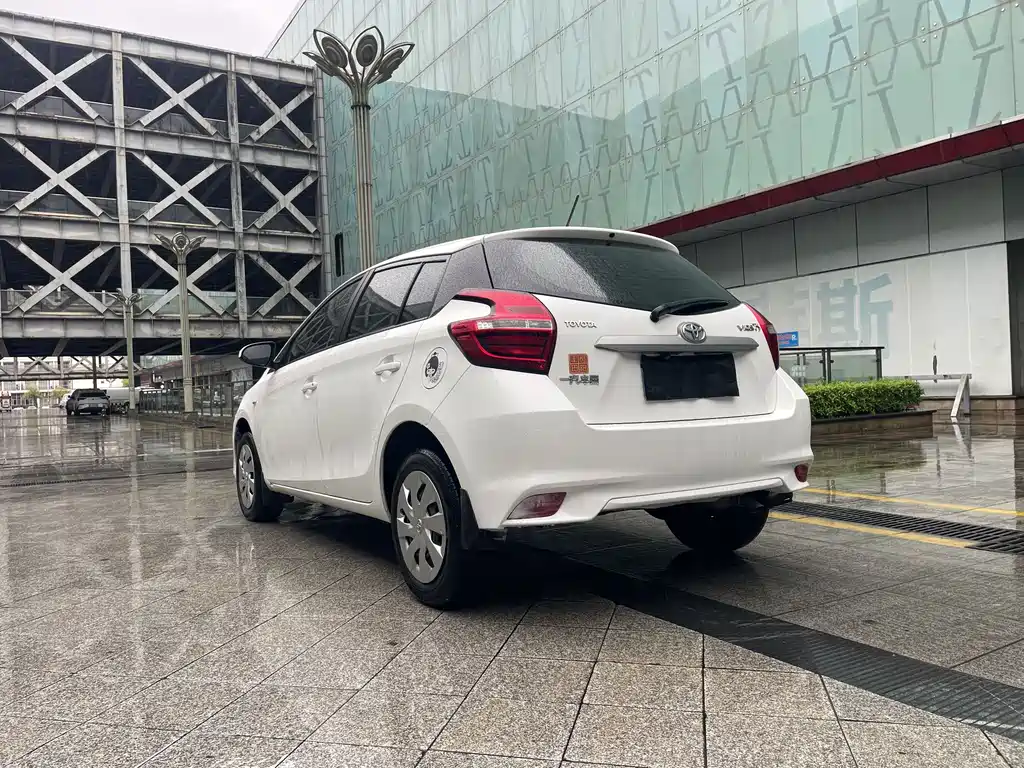 Toyota Vios FS 2020 — фото 6