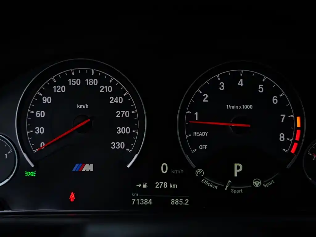 BMW M4 2018 — фото 11