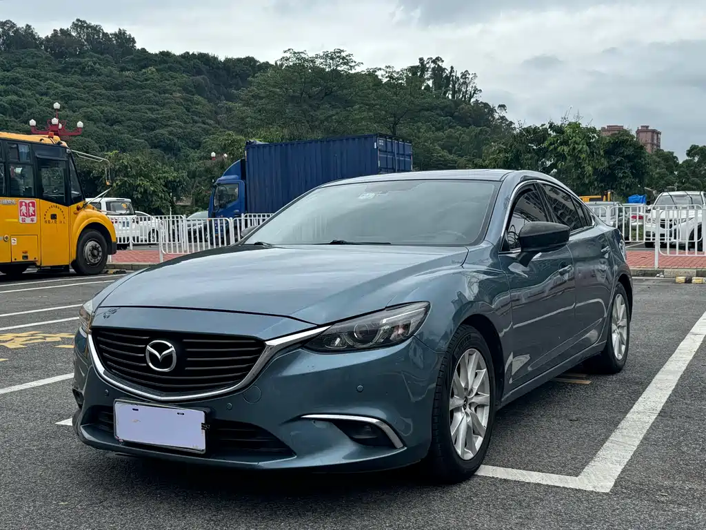 Mazda Atenza 2018 — фото 1