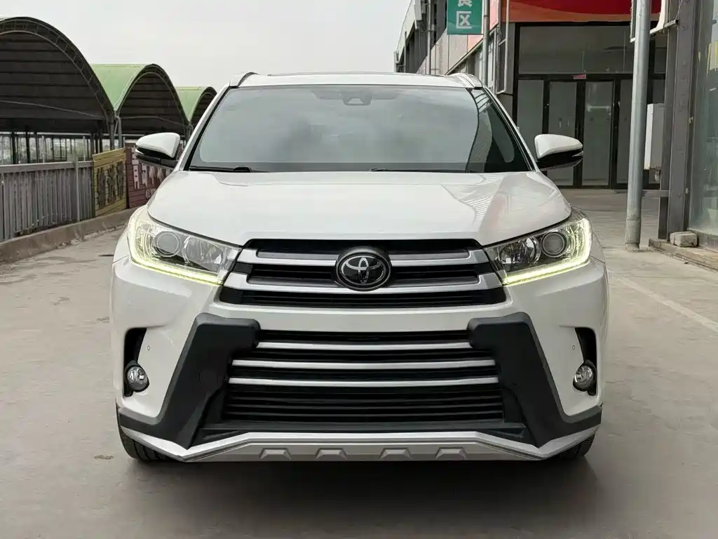 Toyota Highlander 2019 — фото 2