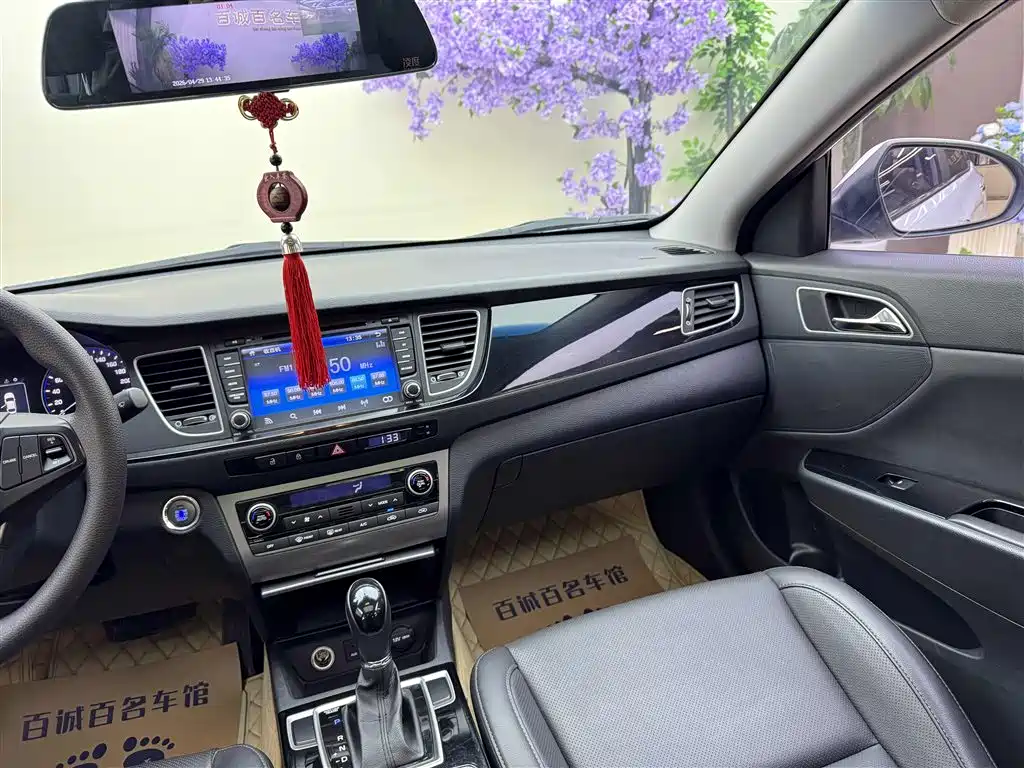 Hyundai Mistra 2015 — фото 16