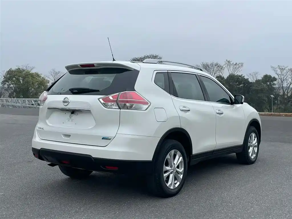 Nissan X-Trail 2017 — фото 7