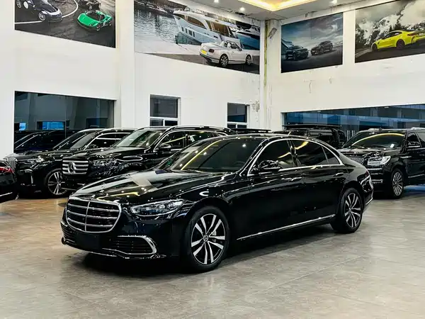 Mercedes-Benz S-Class 2024