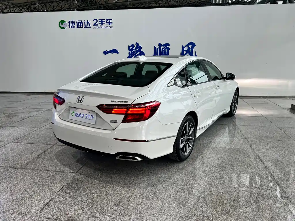 Honda Inspire 2022 — фото 2