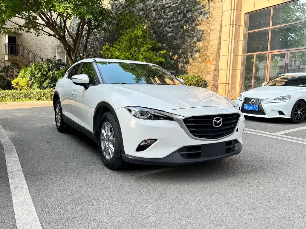 Mazda CX-4 2017 — фото 3