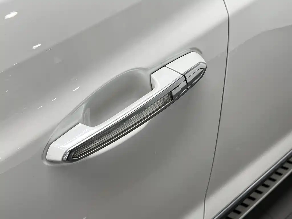 Cadillac XT5 2022 — фото 16