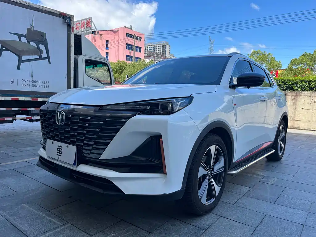 Changan CS55PLUS 2022 — фото 1