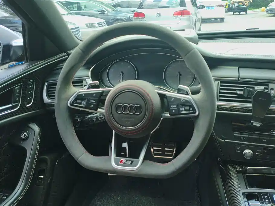 Audi S6 2016 — фото 15