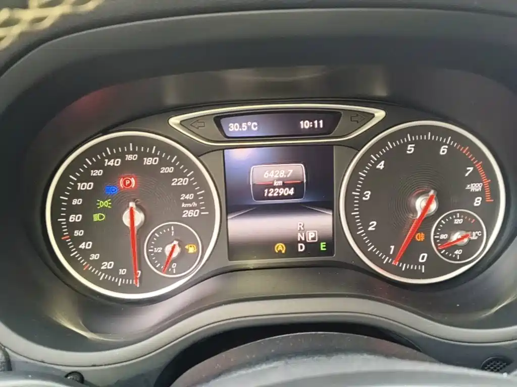 Mercedes-Benz B-Class 2015 — фото 12