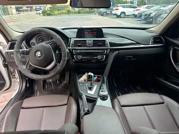 BMW 3 Series 2018