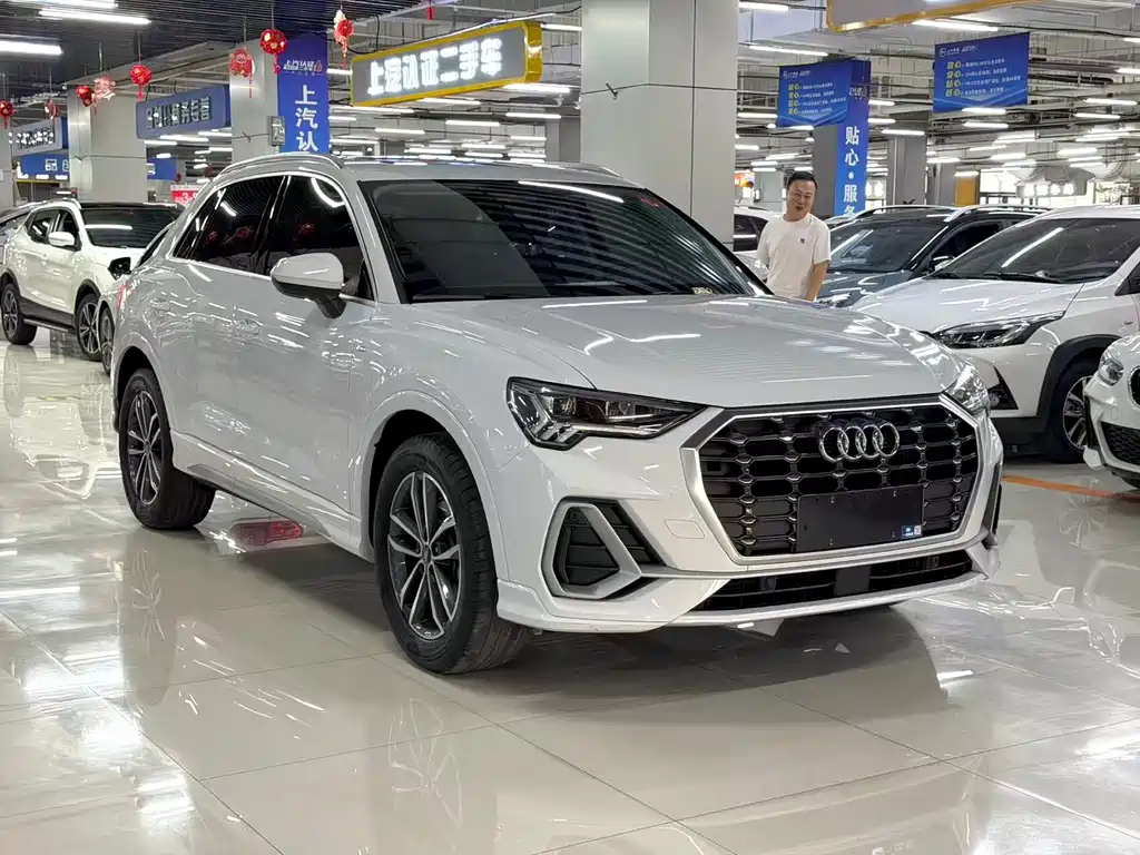 Audi Q3 2022