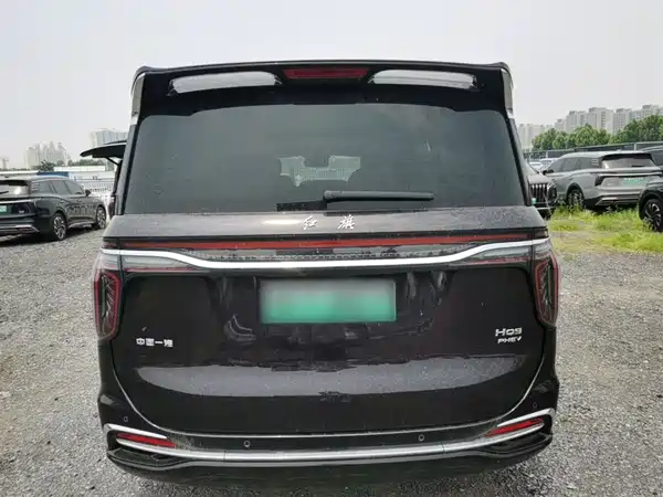 Hongqi HQ9 PHEV 2024