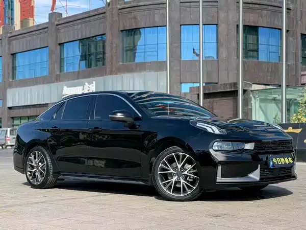 Lynk & Co 03 2020