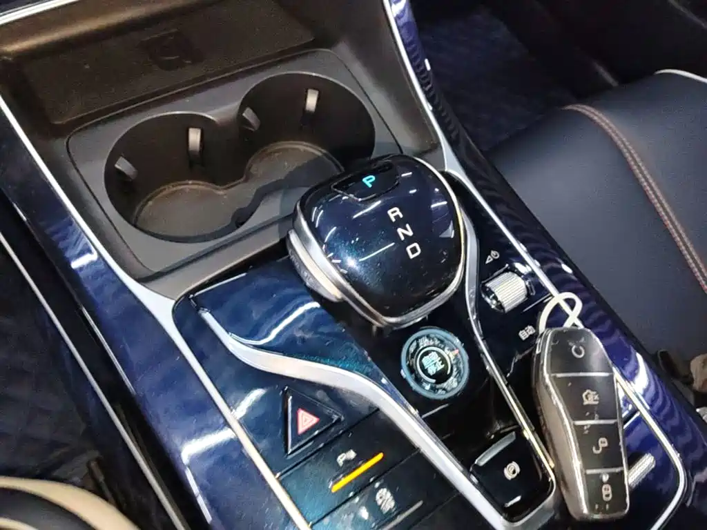 BYD Qin PLUS 2022 — фото 14