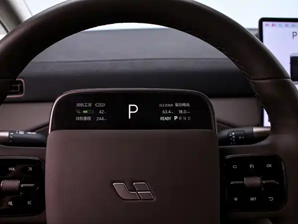 Li Auto MEGA 2025