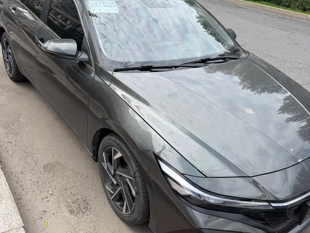 Hyundai Elantra 2024