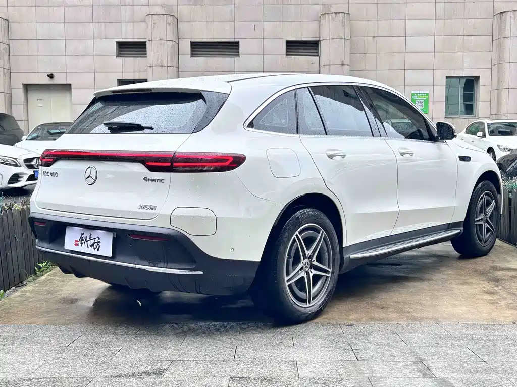Mercedes-Benz EQC 2021