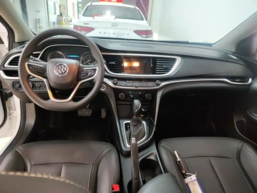 Buick Excelle 2022 — фото 10