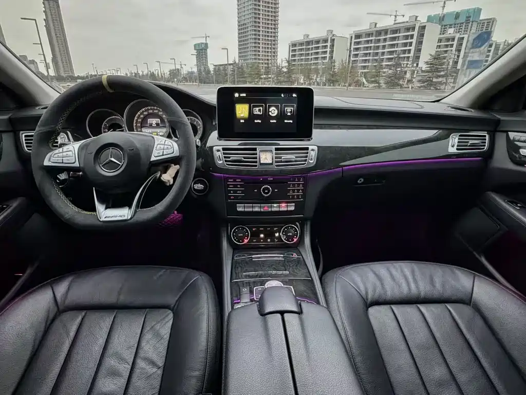 Mercedes-Benz CLS 2015 — фото 8