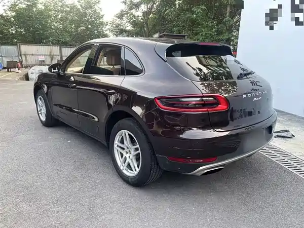 Porsche Macan 2016