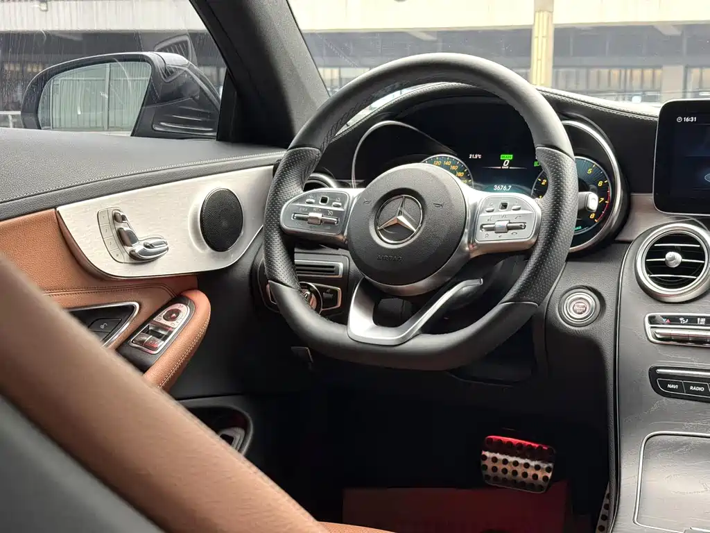 Mercedes-Benz C-Class 2020 — фото 3