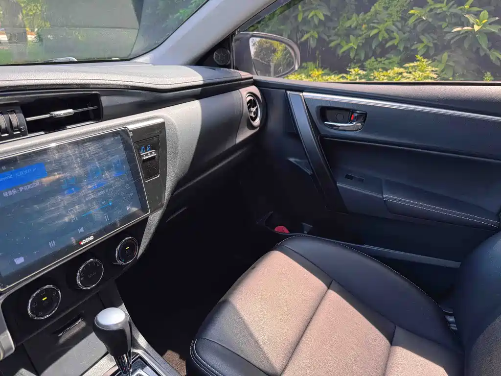 Toyota Corolla 2019 — фото 20