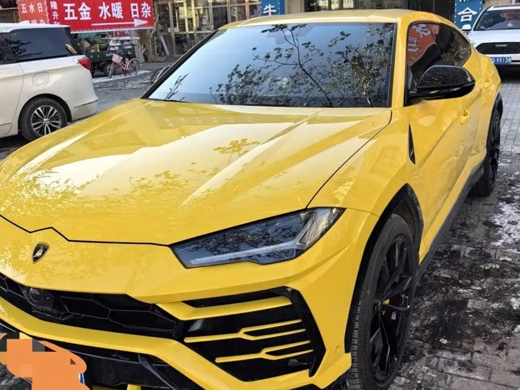 Lamborghini Urus 2020 — фото 3
