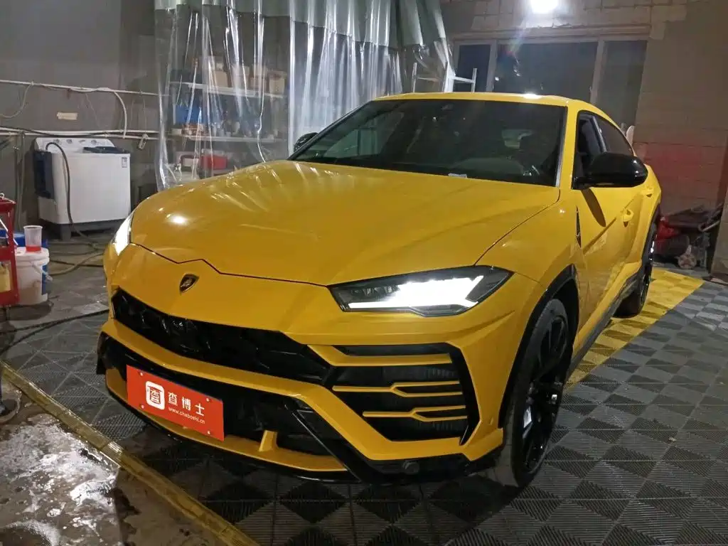 Lamborghini Urus 2020