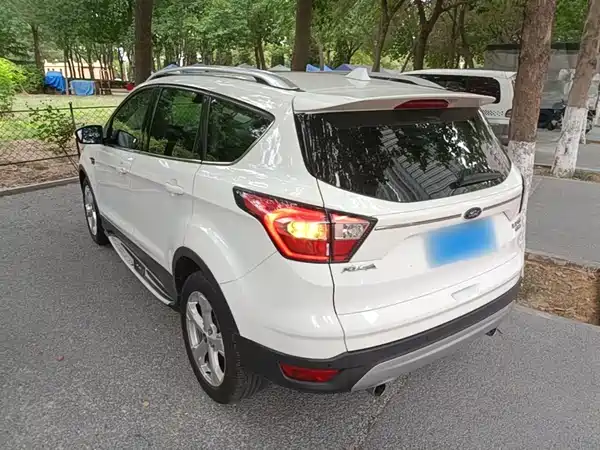 Ford Kuga 2017
