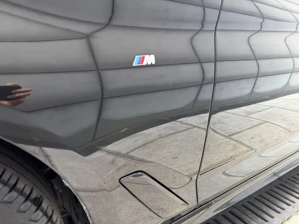 BMW 5 Series 2019 — фото 15