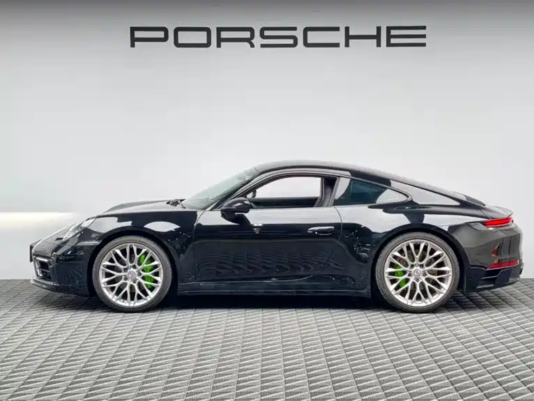 Porsche 911 2021 — фото 4