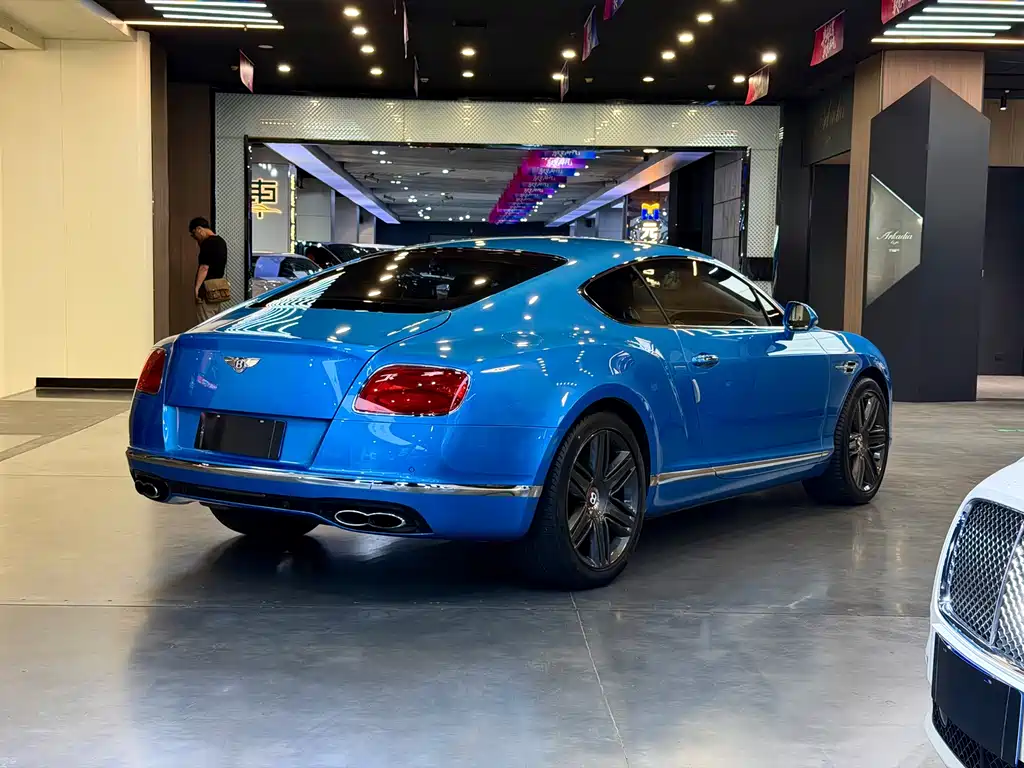 Bentley Continental 2016