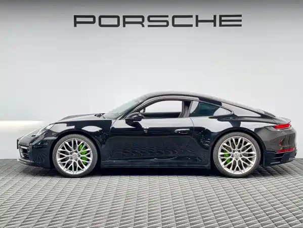 Porsche 911 2021