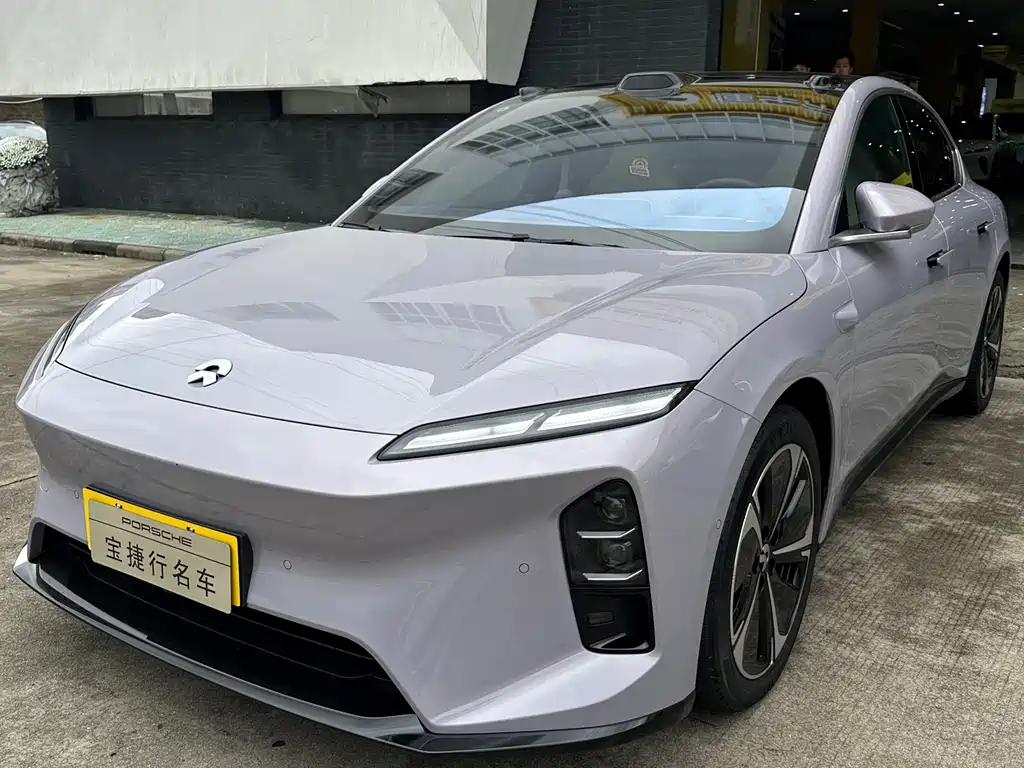 NIO ET5 2025