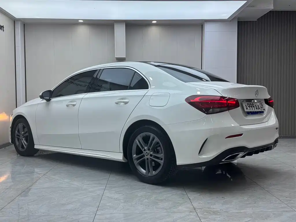Mercedes-Benz A-Class 2022 — фото 6