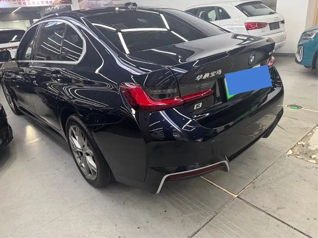 BMW i3 2024