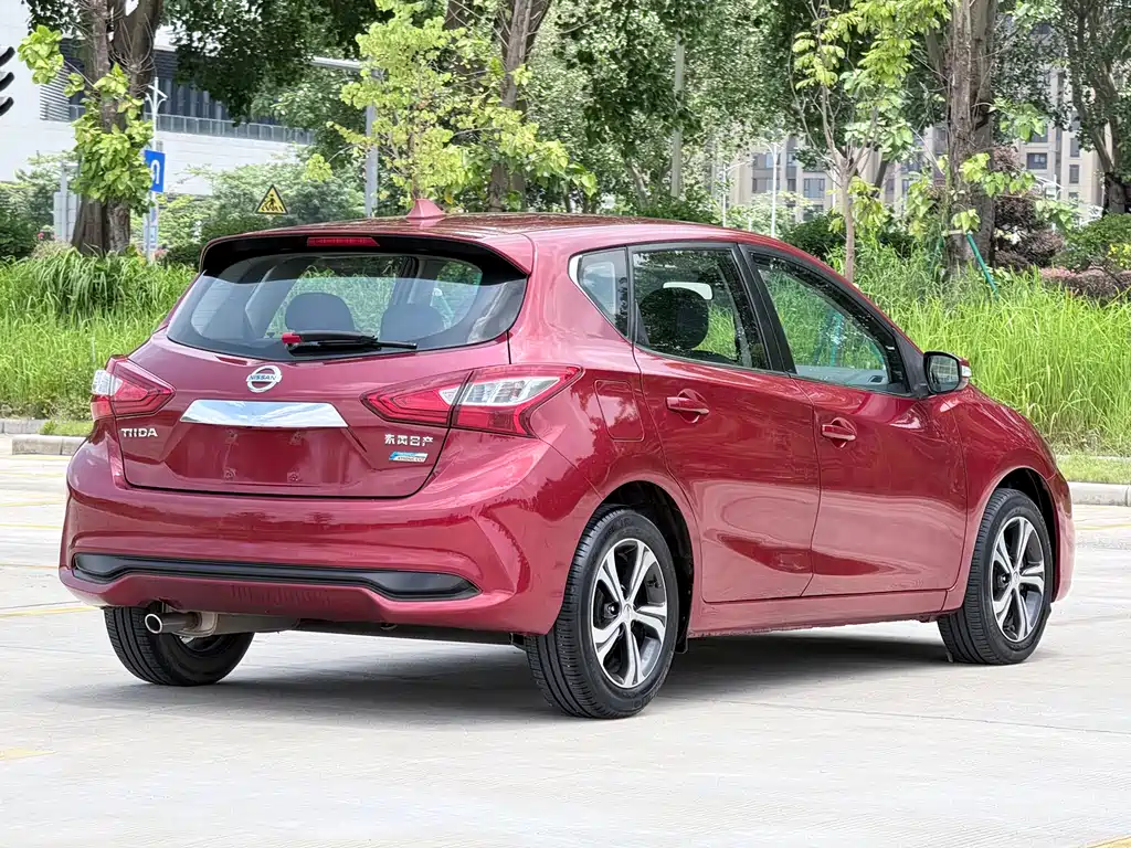 Nissan Tiida 2016