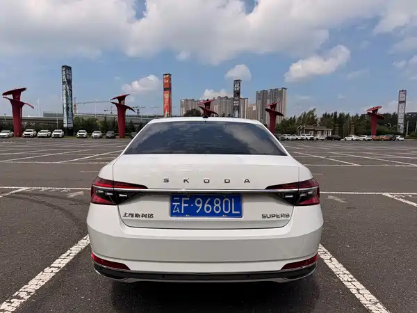 Skoda Superb 2023