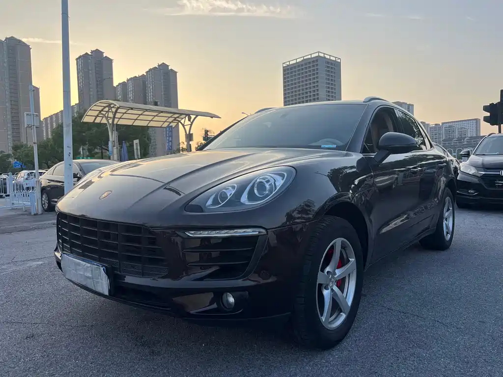 Porsche Macan 2015