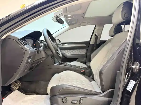 Volkswagen Magotan 2023