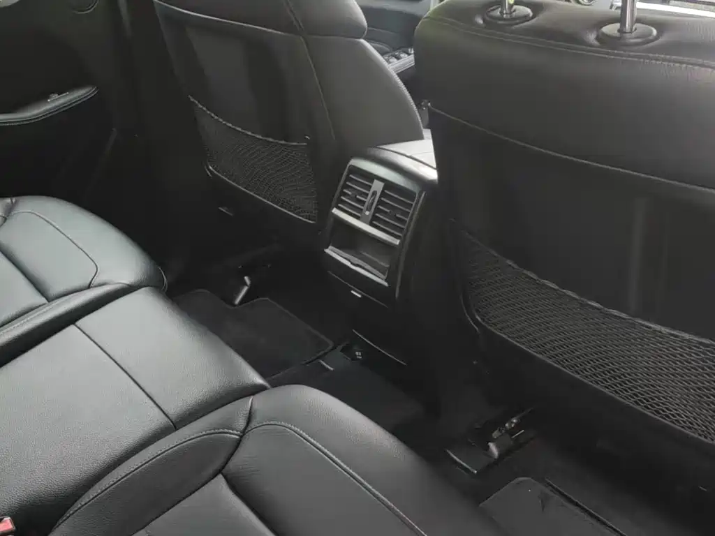 Mercedes-Benz M-Class 2013