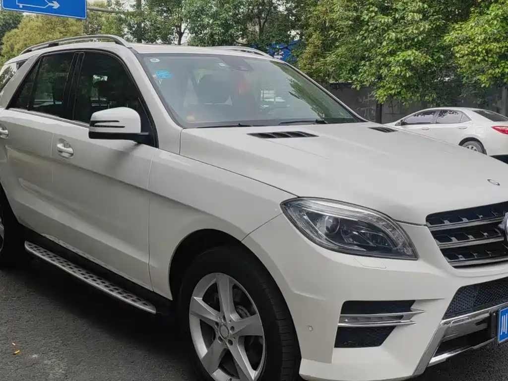 Mercedes-Benz M-Class 2013