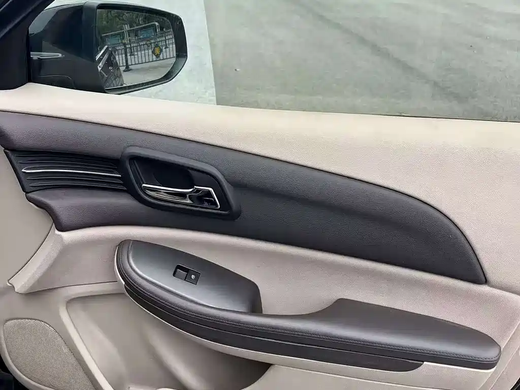 Chevrolet Malibu 2015 — фото 14